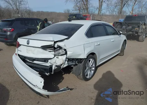2018 Volkswagen Passat 2.0T Sel Premium from USA, damaged, VIN 1VWCA7A30JC028972